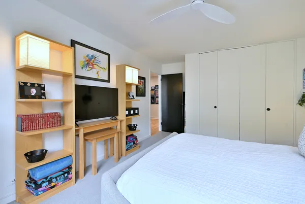 $315,000 | 222 North Marion Street, Unit 2I, Oak Park, IL 60302