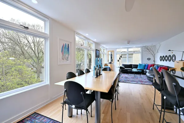 $315,000 | 222 North Marion Street, Unit 2I, Oak Park, IL 60302