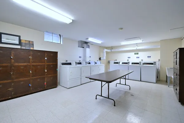 $315,000 | 222 North Marion Street, Unit 2I, Oak Park, IL 60302