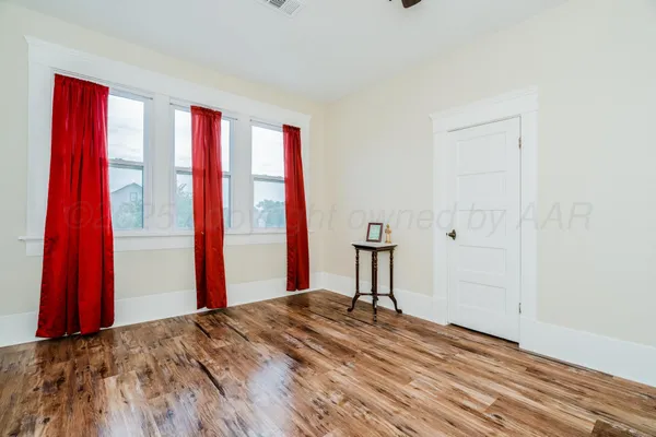 $285,000 | 603 East 5th Street, Hereford, TX 79045