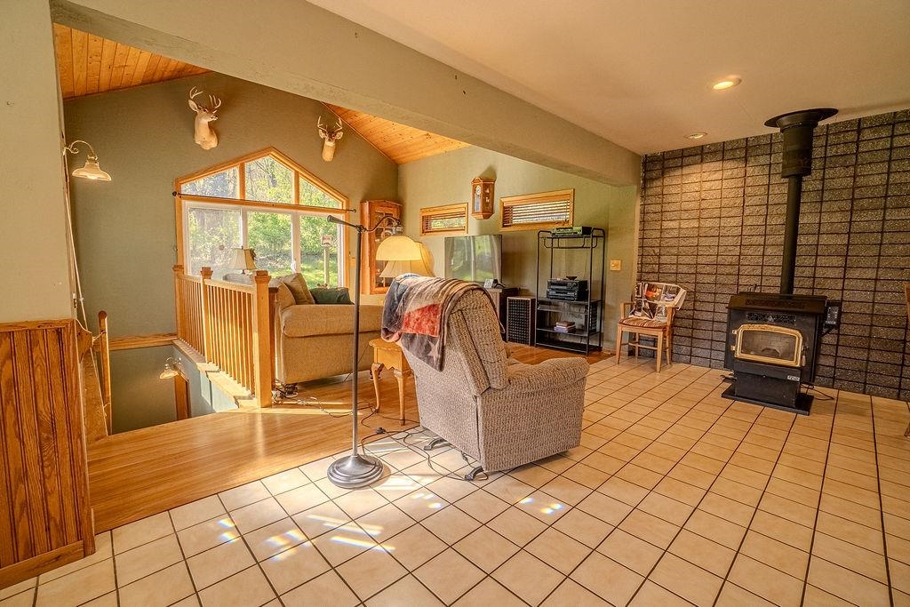E4705 Horseshoe Road Spring Green, WI 53588 - Photo 12 of 44