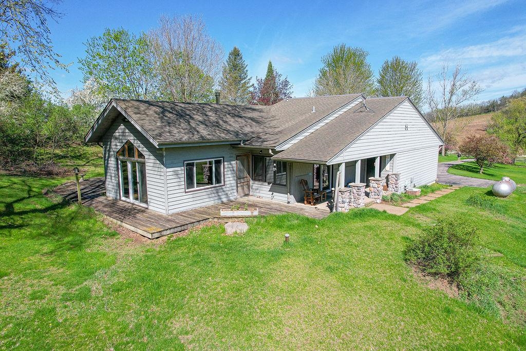 E4705 Horseshoe Road Spring Green, WI 53588 - Photo 2 of 44