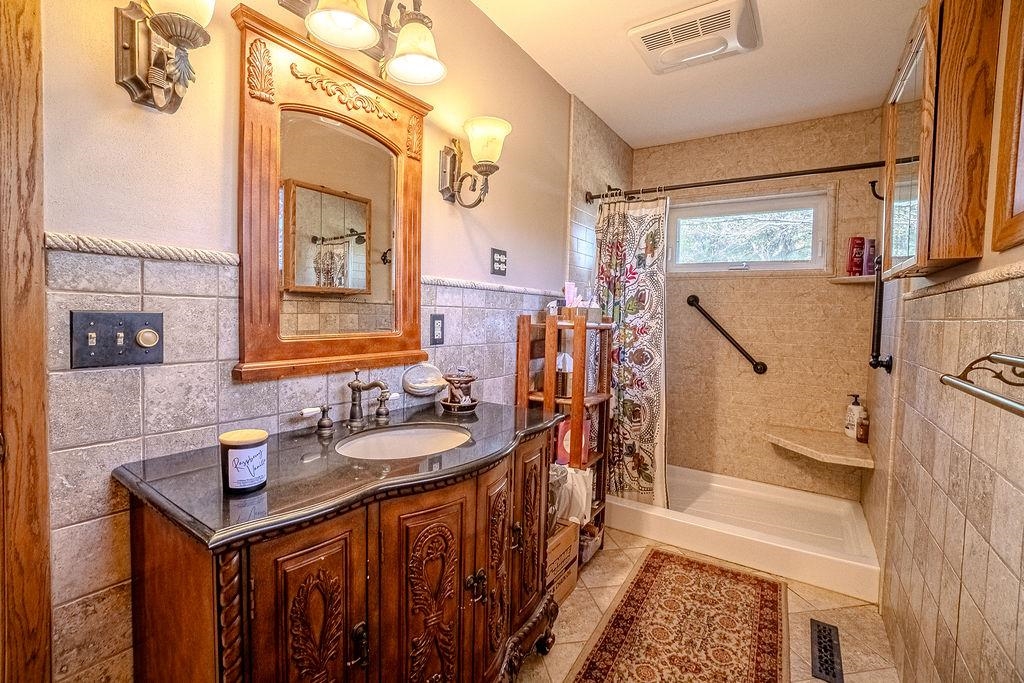 E4705 Horseshoe Road Spring Green, WI 53588 - Photo 23 of 44