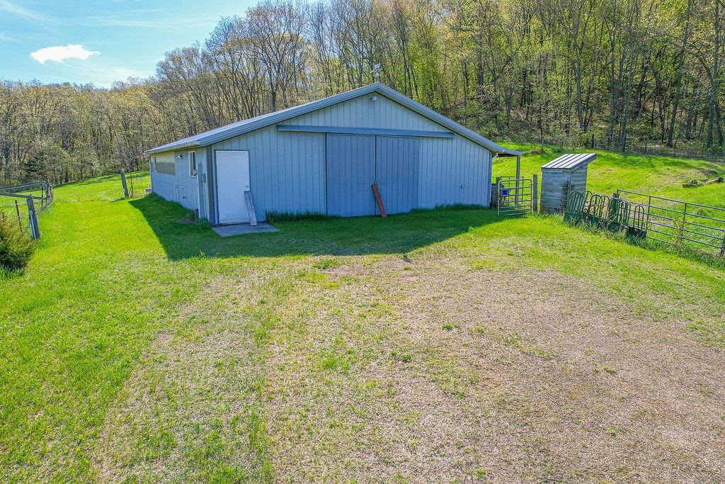 E4705 Horseshoe Road Spring Green, WI 53588 - Photo 10 of 44