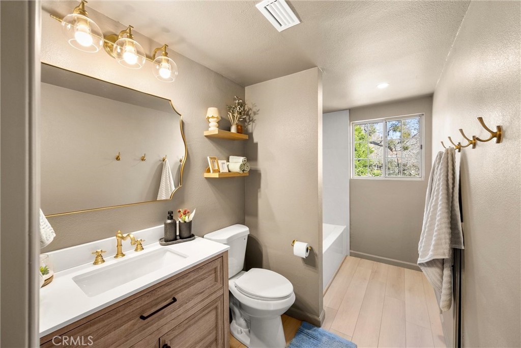 1113 North Grass Valley Road Lake Arrowhead, CA 92352 - Photo 19 of 36