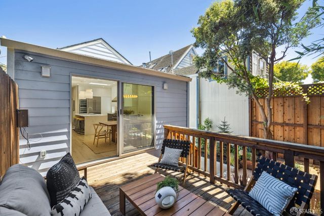 $2,400,000 | 176 Banks Street, San Francisco, CA 94110