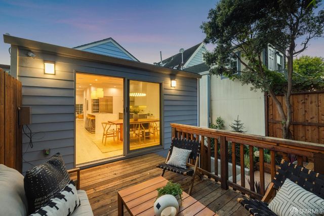 $2,400,000 | 176 Banks Street, San Francisco, CA 94110