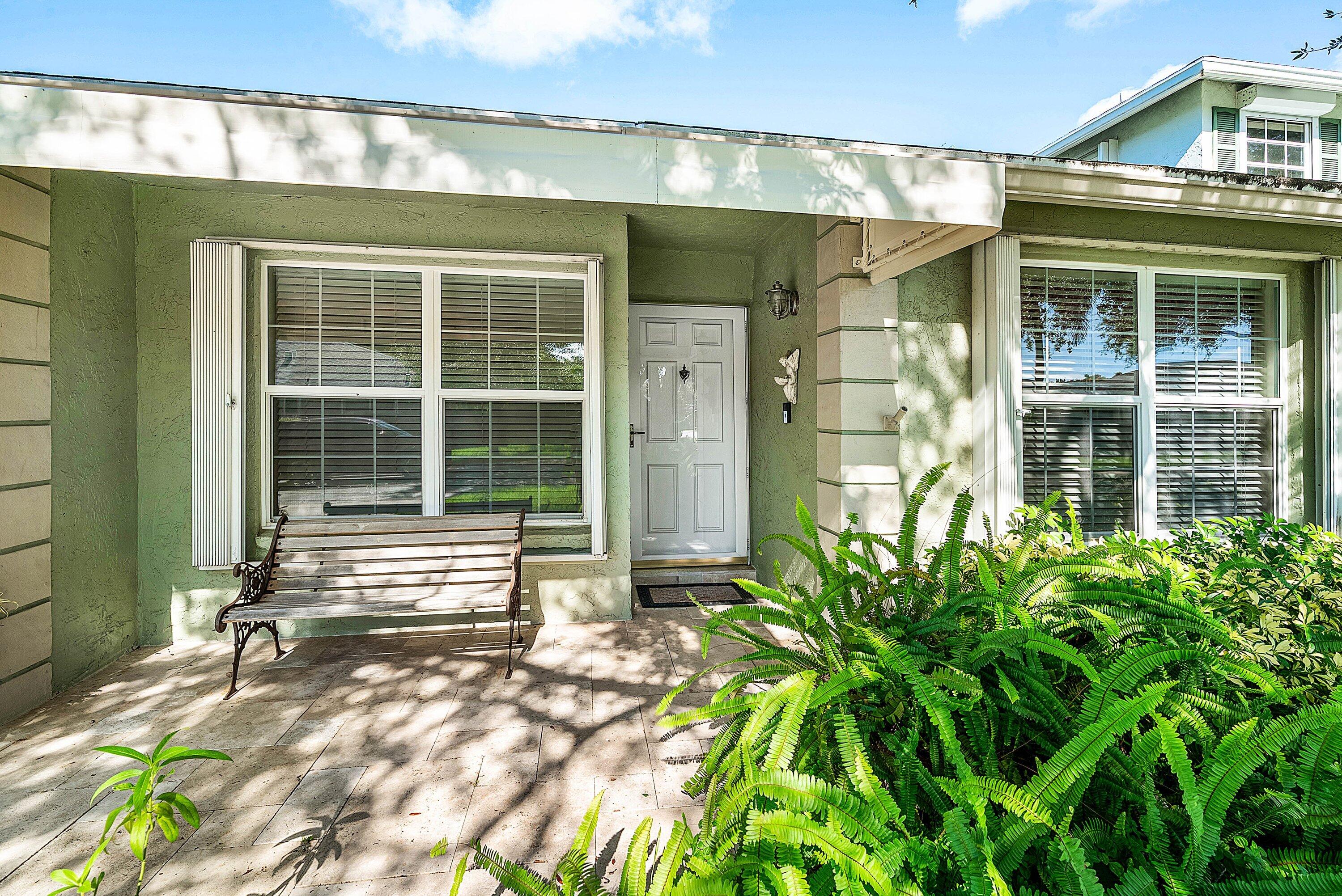 241 Del Rio Boulevard Boca Raton, FL 33432 - Photo 4 of 30 004-241DelRioBoulevard-BocaRaton-FL-3343
