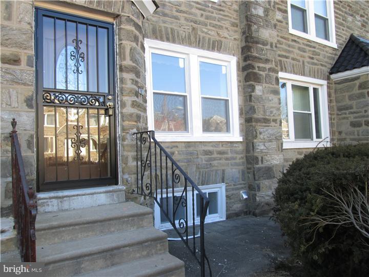 7446 Sommers Road Philadelphia, PA 19138 - Photo 2 of 25 Gallery Image 2
