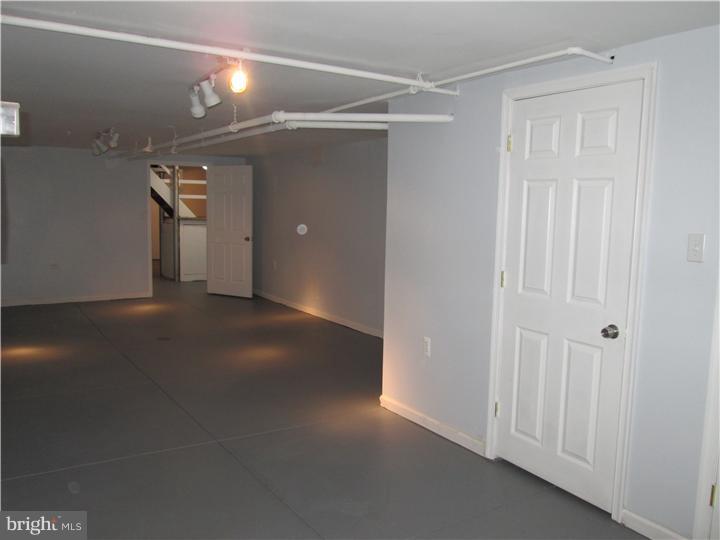 7446 Sommers Road Philadelphia, PA 19138 - Photo 23 of 25 Gallery Image 23