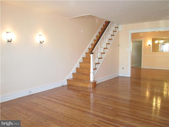 7446 Sommers Road Philadelphia, PA 19138 - Photo 4 of 25 Gallery Image 4