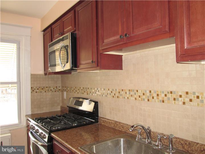 7446 Sommers Road Philadelphia, PA 19138 - Photo 10 of 25 Gallery Image 10
