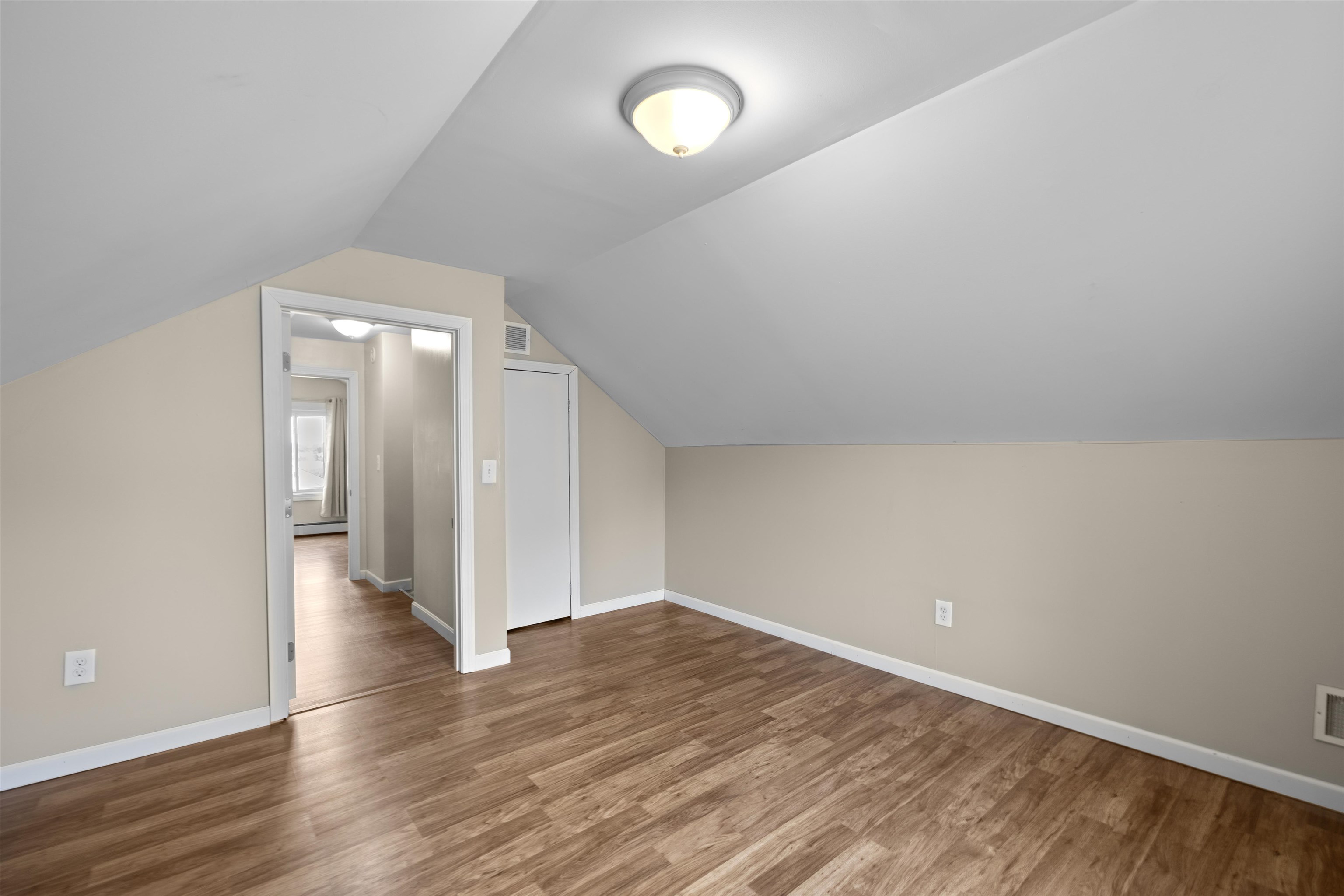 340 Gold Street Manchester, NH 03103 - Photo 15 of 33