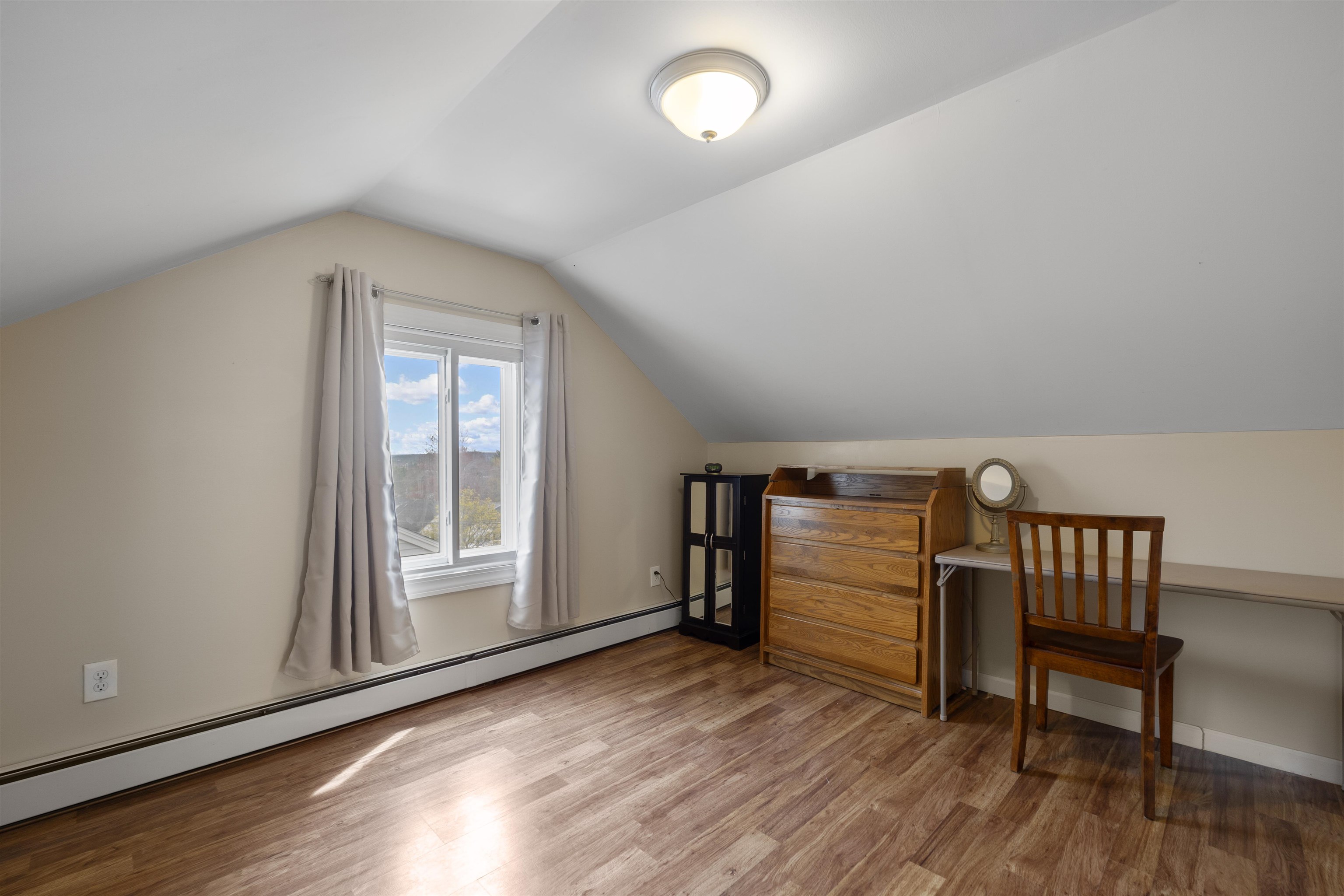 340 Gold Street Manchester, NH 03103 - Photo 18 of 33