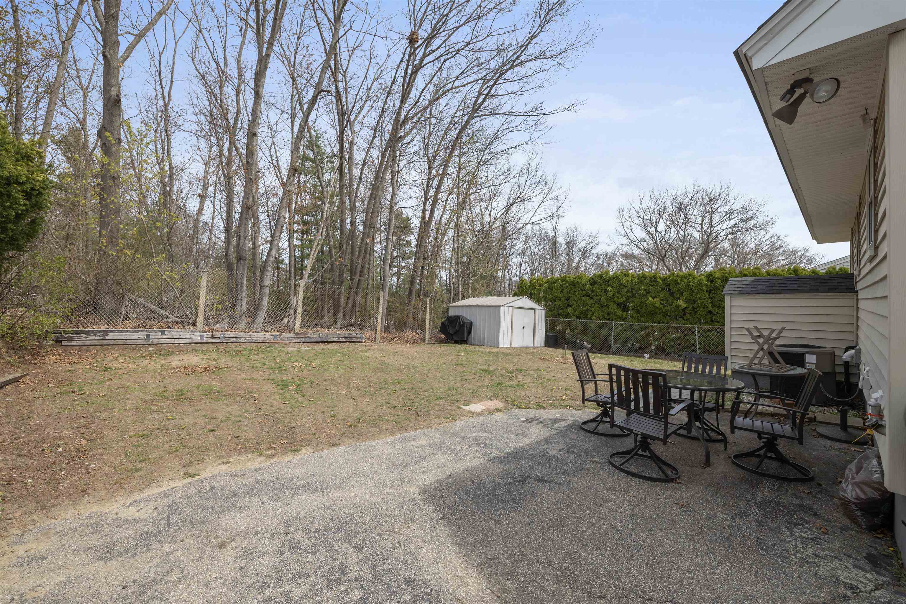 340 Gold Street Manchester, NH 03103 - Photo 26 of 33