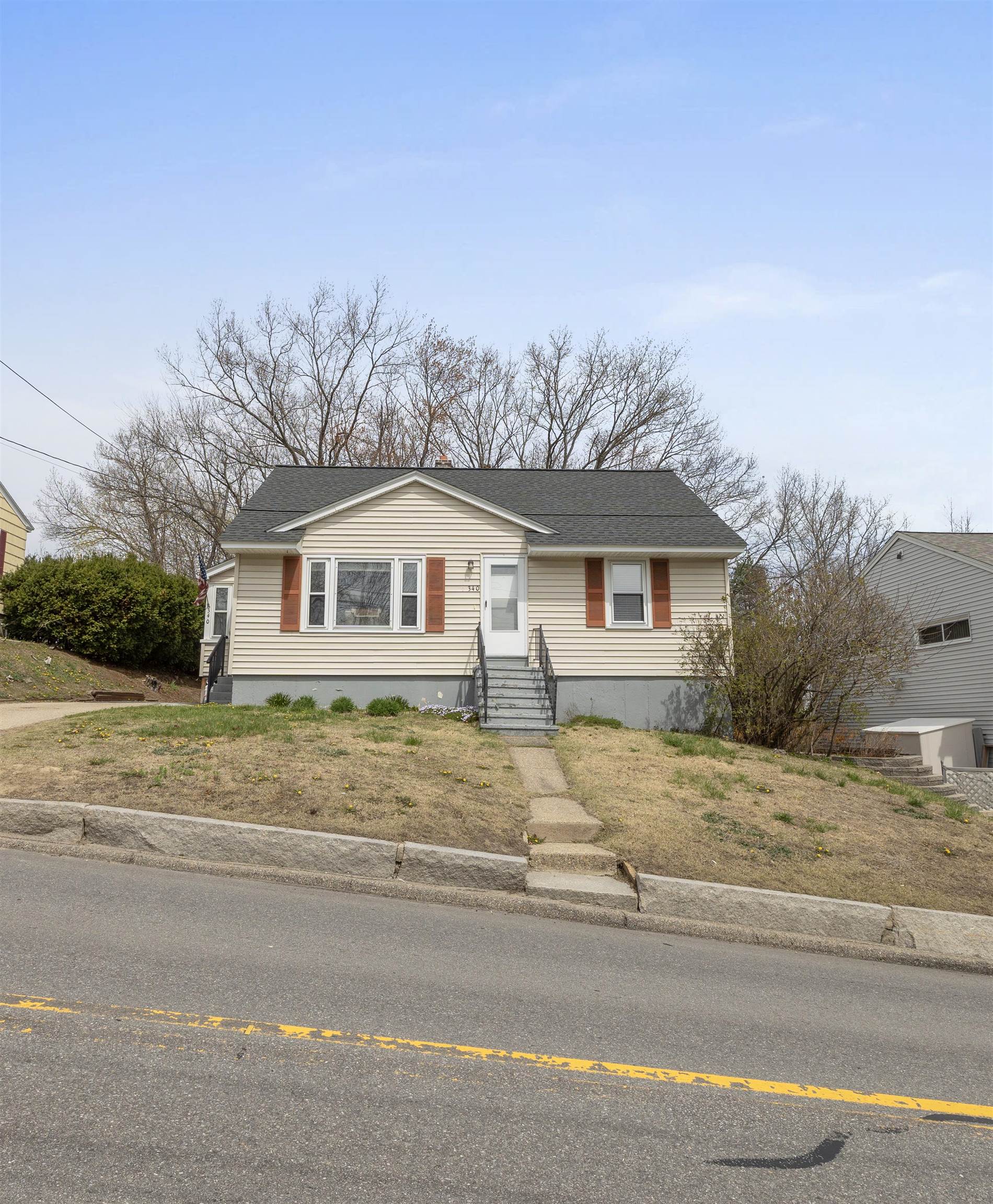 340 Gold Street Manchester, NH 03103 - Photo 27 of 33
