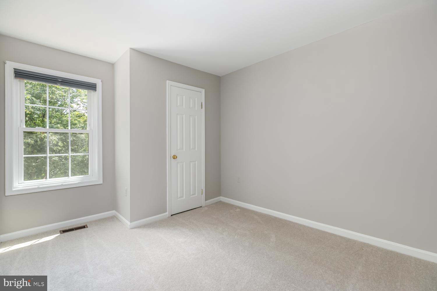 11915 Sentinel Point Court Reston, VA 20191 - Photo 24 of 34