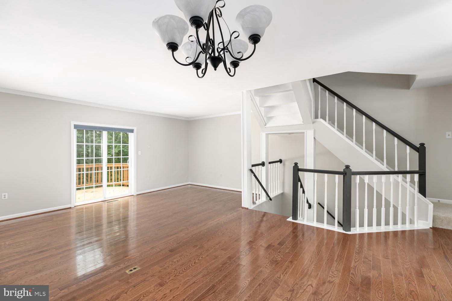 11915 Sentinel Point Court Reston, VA 20191 - Photo 10 of 34
