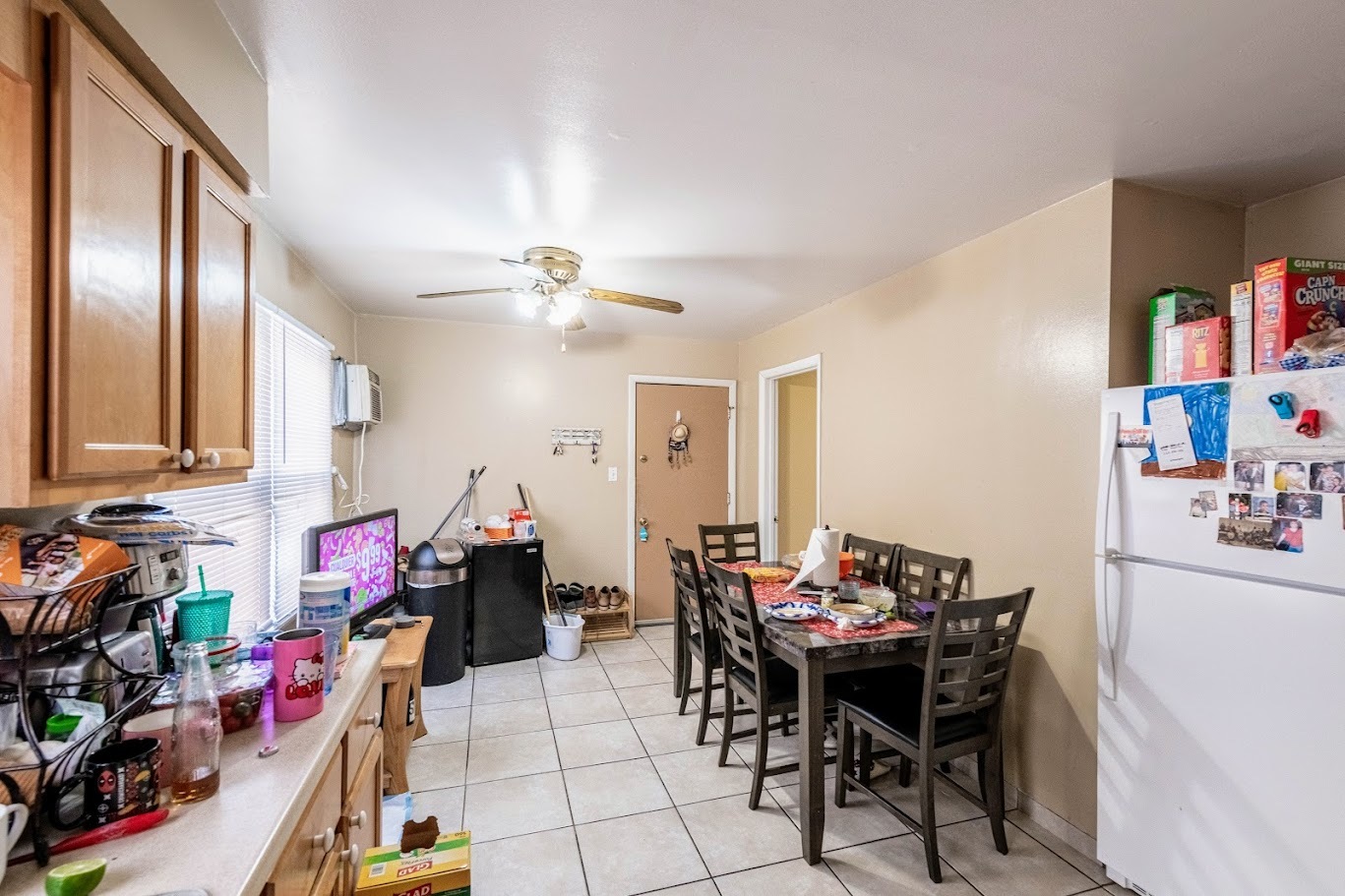 1617 35th Avenue Melrose Park, IL 60160 - Photo 17 of 38 a view of a dining room with furniture and chandelier