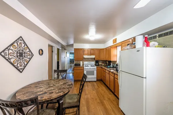 $625,000 | 1617 35th Avenue, Melrose Park, IL 60160