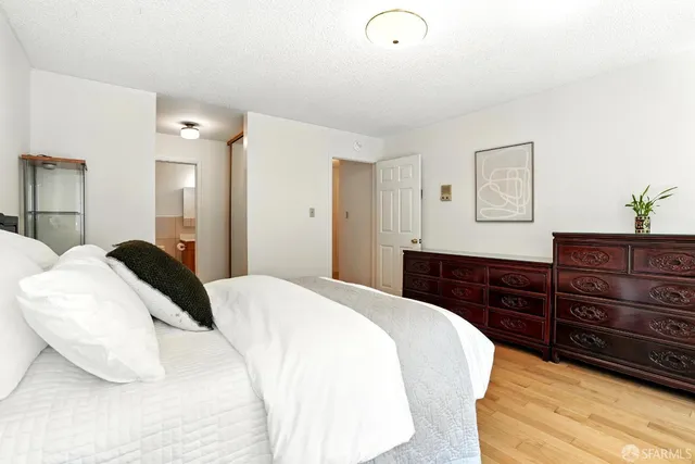 $1,990,000 | 1822 19th Avenue, San Francisco, CA 94122