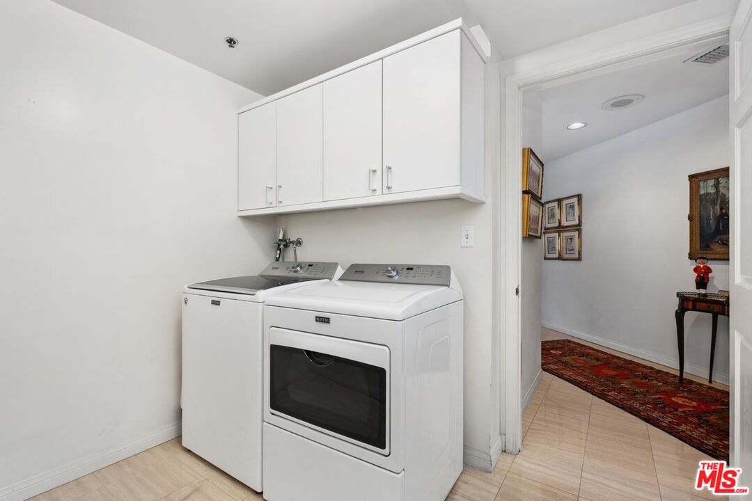 10724 Wilshire Boulevard, Unit 1104 Los Angeles, CA 90024 - Photo 33 of 36