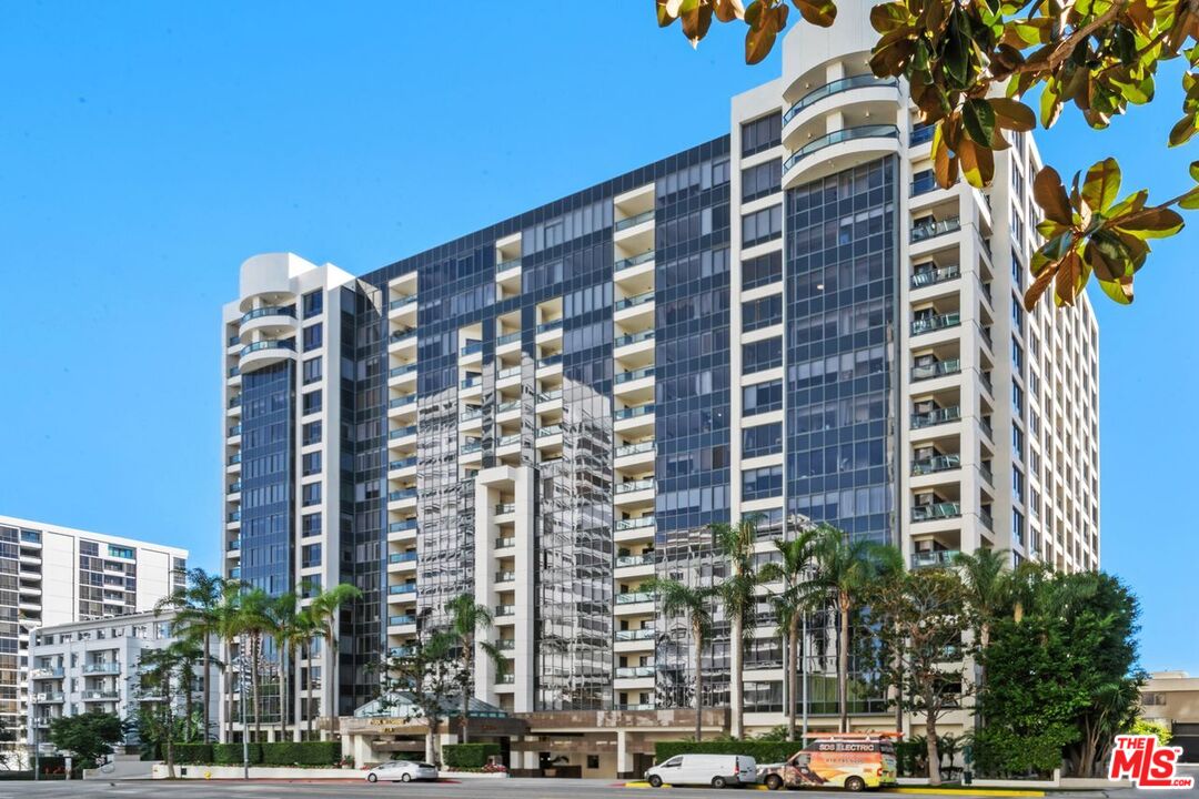 10724 Wilshire Boulevard, Unit 1104 Los Angeles, CA 90024 - Photo 34 of 36