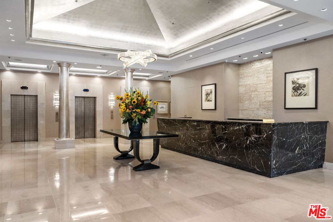 10724 Wilshire Boulevard, Unit 1104 Los Angeles, CA 90024 - Photo 4 of 36