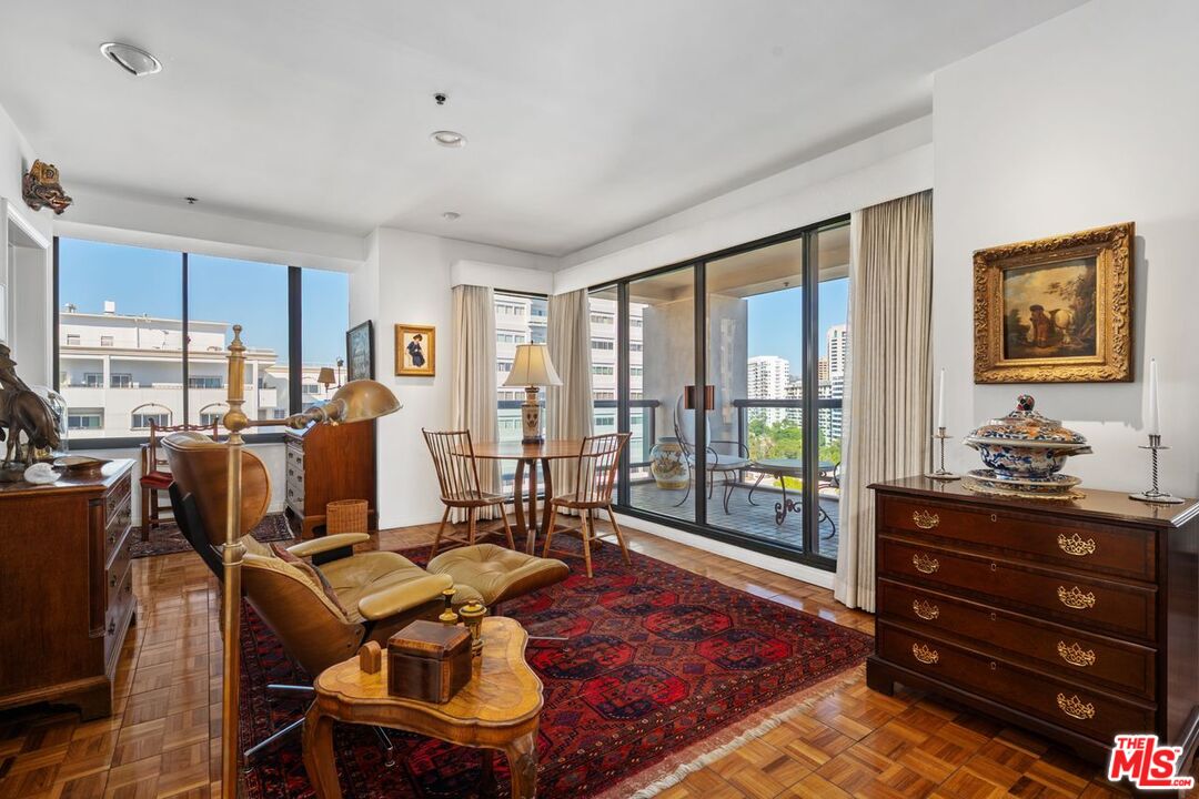 10724 Wilshire Boulevard, Unit 1104 Los Angeles, CA 90024 - Photo 9 of 36