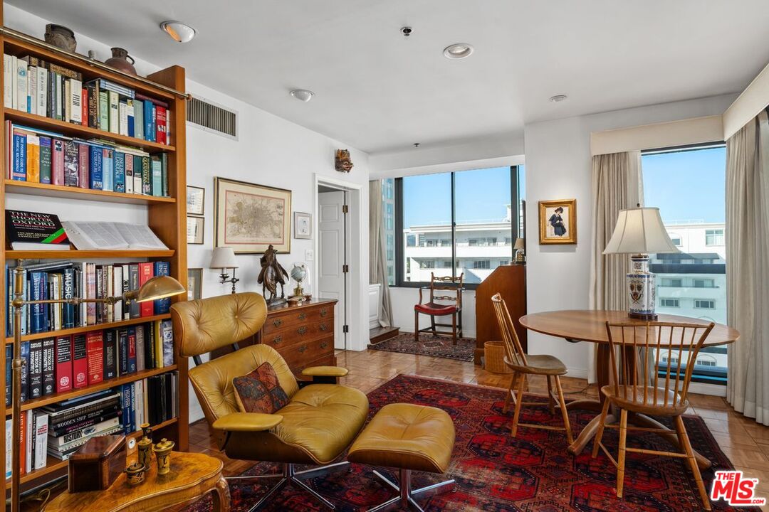 10724 Wilshire Boulevard, Unit 1104 Los Angeles, CA 90024 - Photo 10 of 36