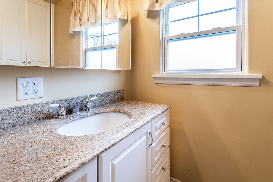 508 North Locust Road Spokane Valley, WA 99206 - Photo 11 of 20