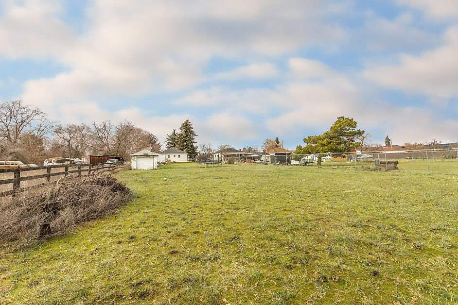508 North Locust Road Spokane Valley, WA 99206 - Photo 17 of 20