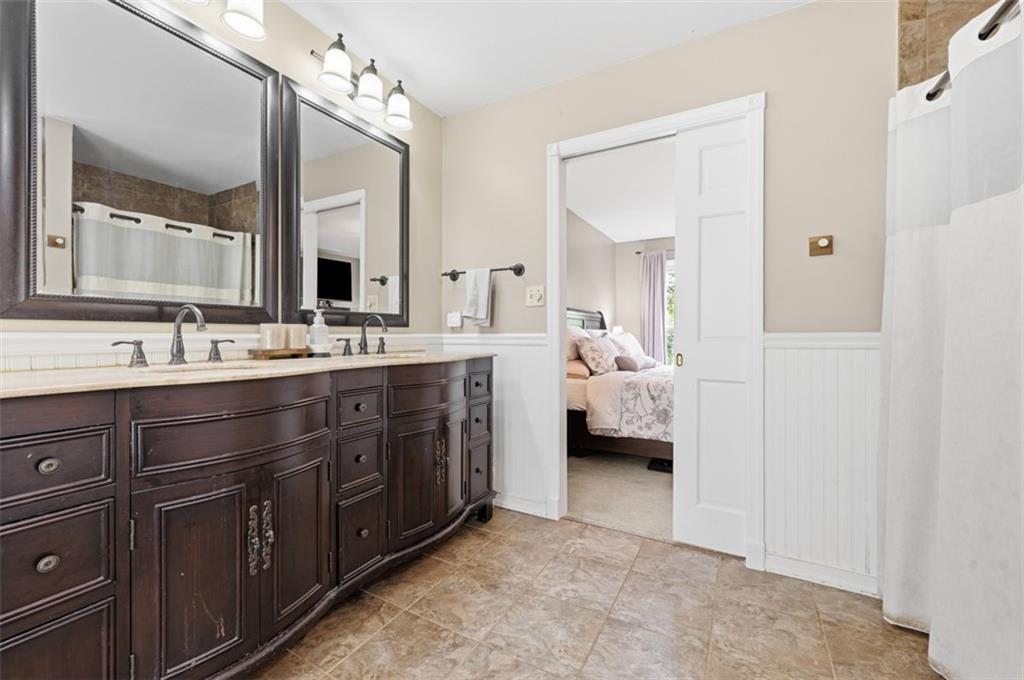 326 Quarry Road Washington, PA 15301 - Photo 24 of 50 Lots of storage in the beautiful cabinetry