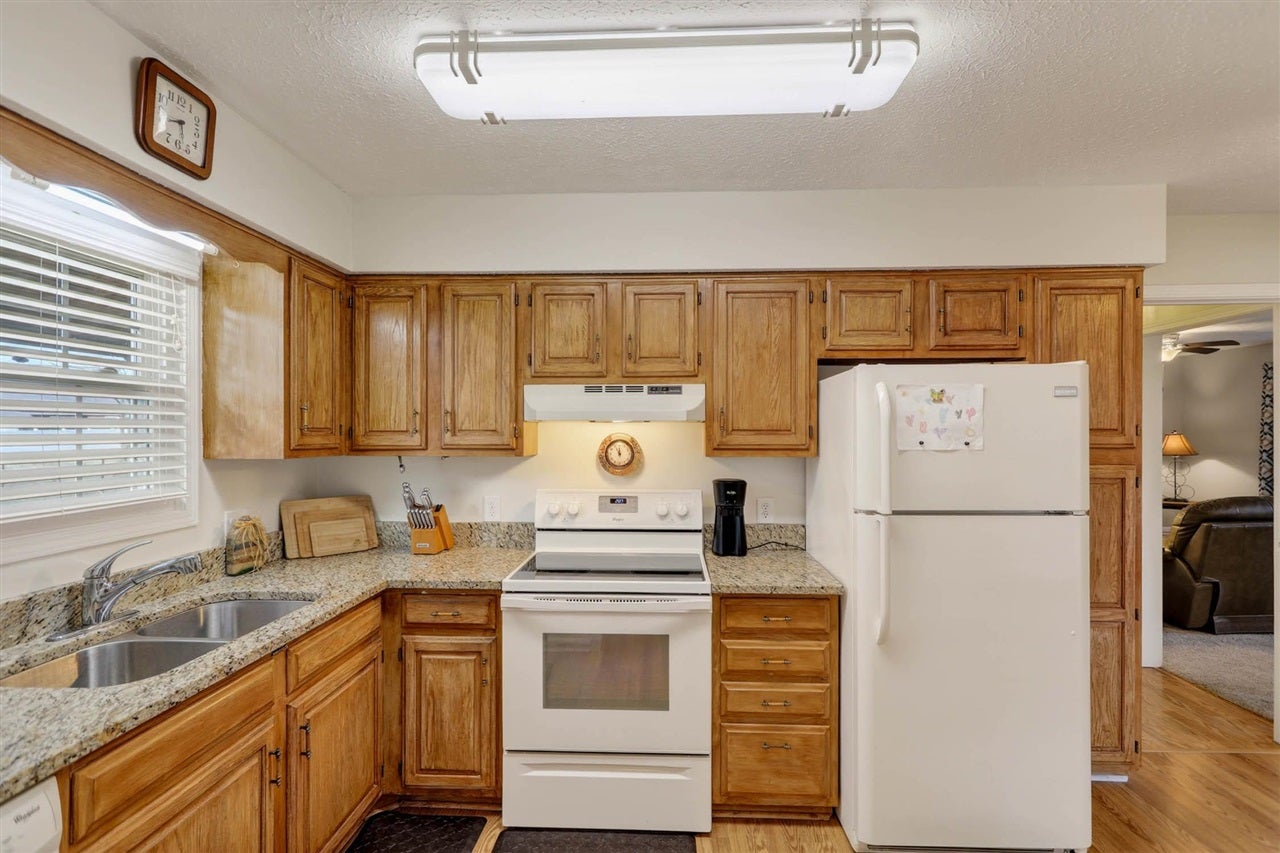 257 North Fairway Road Franklin, KY 42134 - Photo 3 of 30 Gallery Image 3