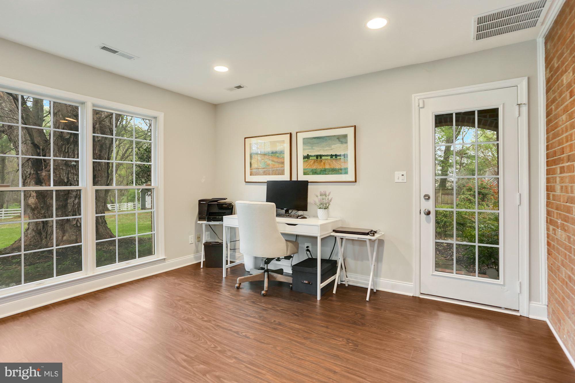 10220 Browns Mill Road Vienna, VA 22182 - Photo 28 of 64 Office