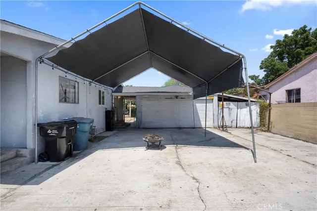a backyard of a house