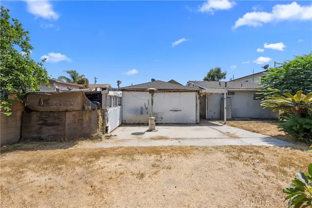 $1,500,000 | 8225 2nd Street, Paramount, CA 90723