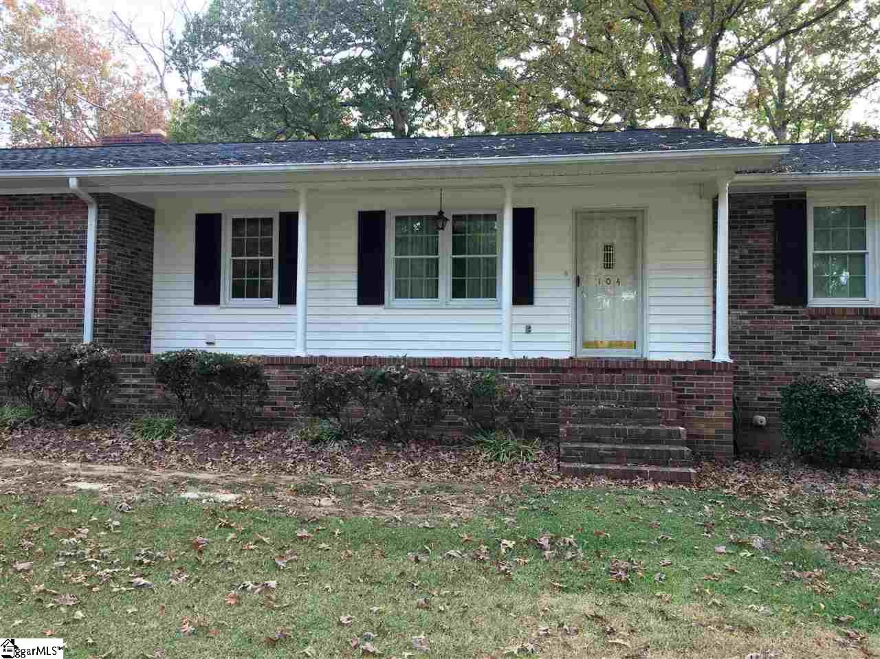 104 Blue Ridge Drive Travelers Rest, SC 29690 - Photo 4 of 25 Gallery Image 4