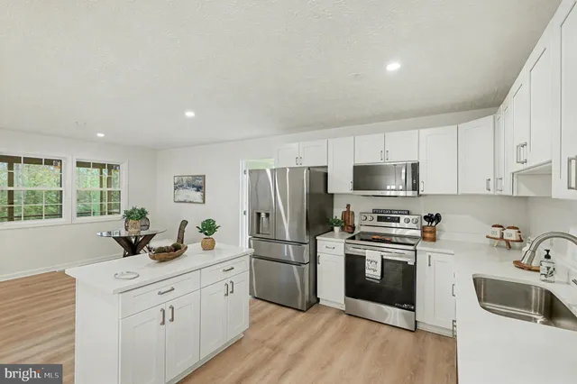 $389,900 | 305 Green Street, Locust Grove, VA 22508