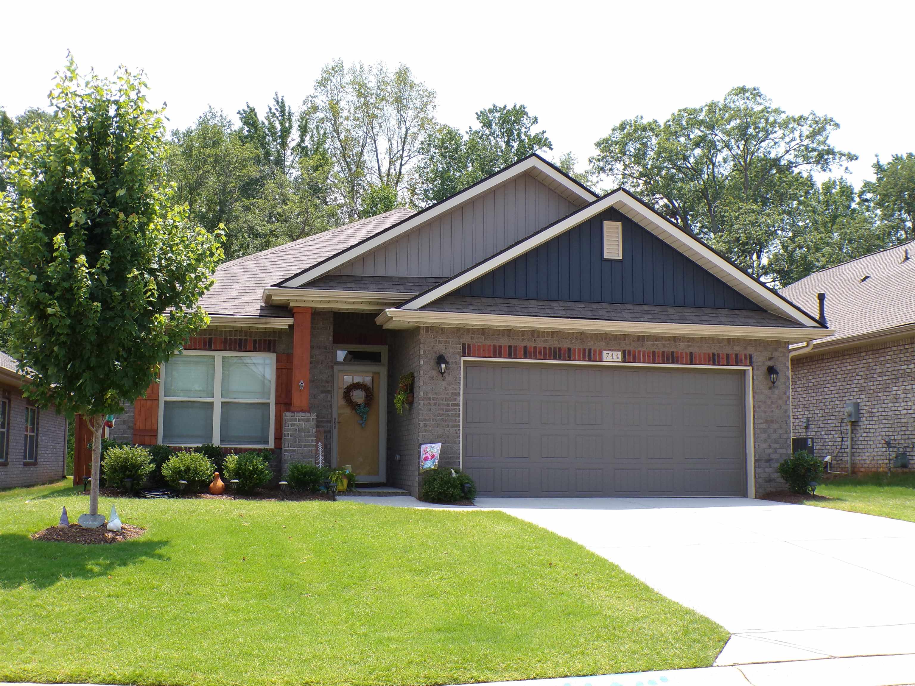 744 Radner Way Boiling Springs, SC 29316 - Photo 1 of 24 Gallery Image 1