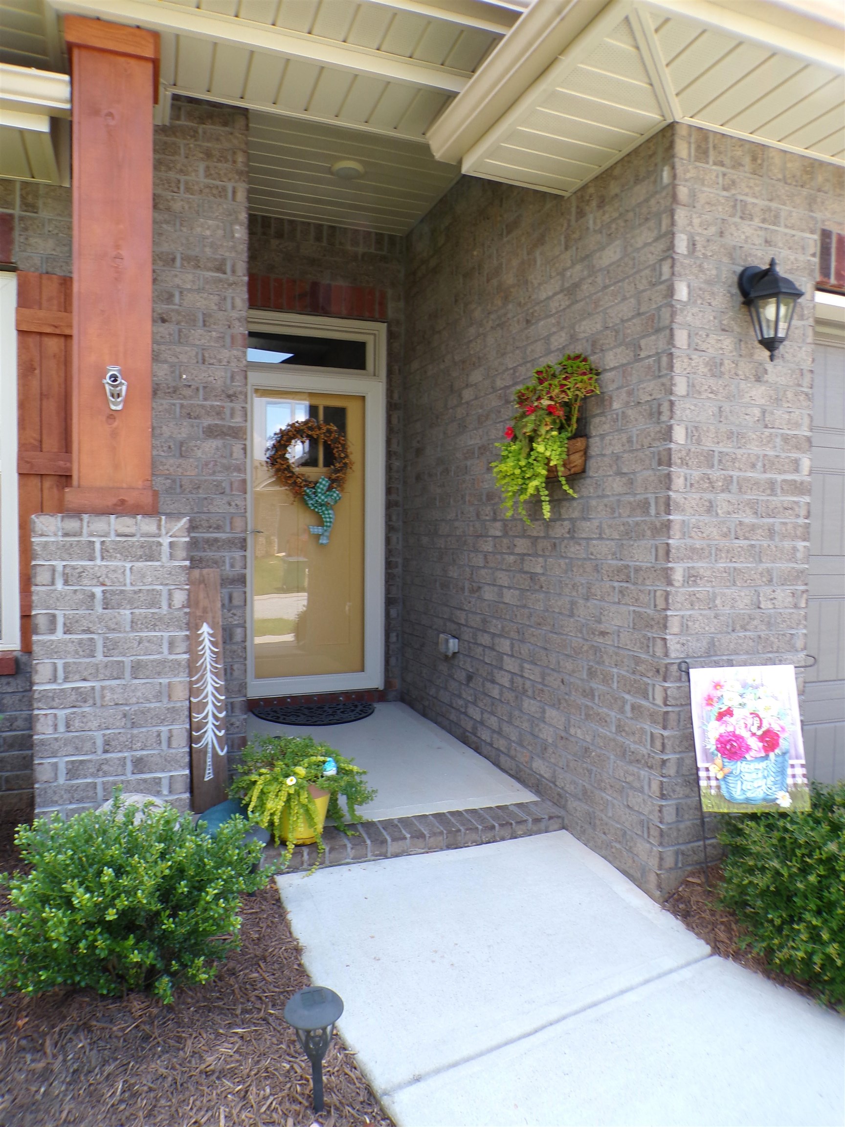 744 Radner Way Boiling Springs, SC 29316 - Photo 2 of 24 Gallery Image 2