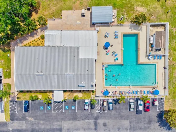 $154,900 | 5316 53rd Avenue East, Unit K28, Bradenton, FL 34203