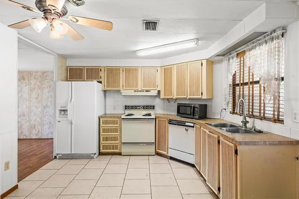 $154,900 | 5316 53rd Avenue East, Unit K28, Bradenton, FL 34203