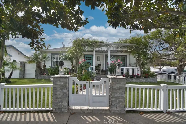 $10,000 | 1813 Manzanita Lane, Manhattan Beach, CA 90266