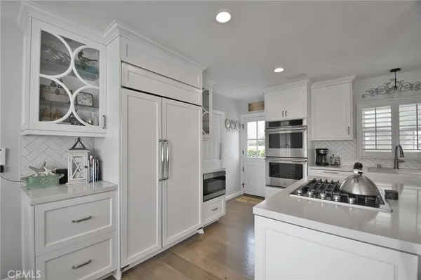 $10,000 | 1813 Manzanita Lane, Manhattan Beach, CA 90266