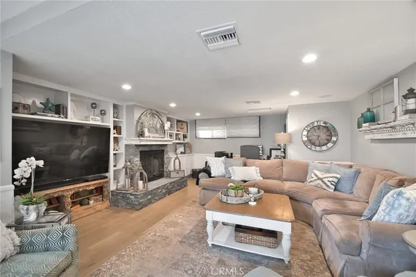 $10,000 | 1813 Manzanita Lane, Manhattan Beach, CA 90266