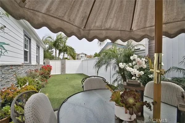 $10,000 | 1813 Manzanita Lane, Manhattan Beach, CA 90266