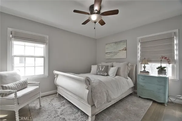 $10,000 | 1813 Manzanita Lane, Manhattan Beach, CA 90266