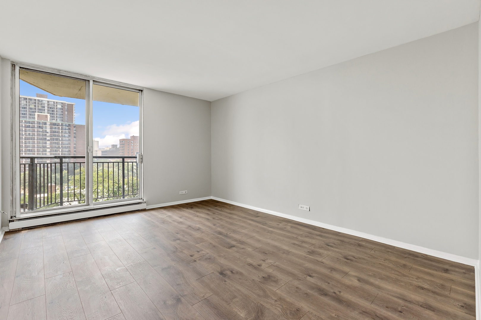6007 North Sheridan Road, Unit 6E Chicago, IL 60660 - Photo 3 of 16
