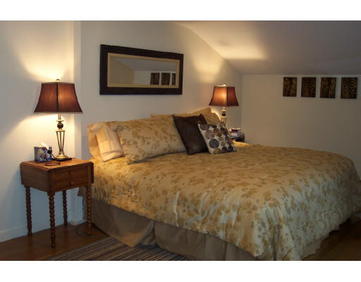 35 3 Ponds Road Wayland, MA 01778 - Photo 14 of 24